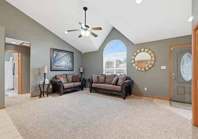 Homes for sale in De Motte, IN | 1726 Elderberry Cir, De Motte, IN 46310 | MLS# 840670