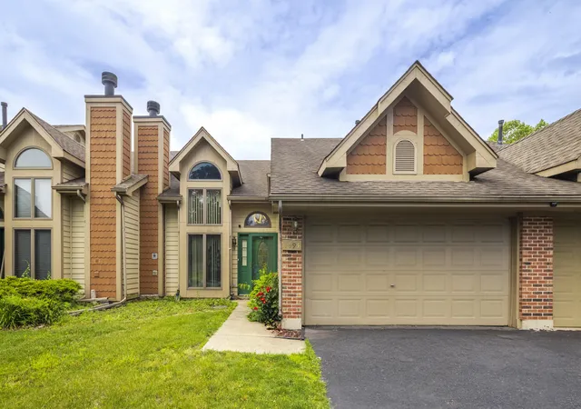 Photo 1 of Townhouse for sale at 1494 Lake St, Hobart, IN 46342 | MLS# 840831 | Listing updated on 2026-10-03