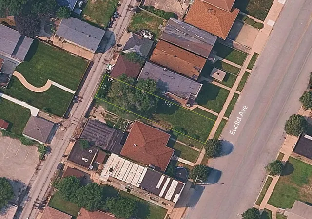 Homes for sale in East Chicago, IN | 3826 Euclid Ave, East Chicago, IN 46312 | MLS# 840685