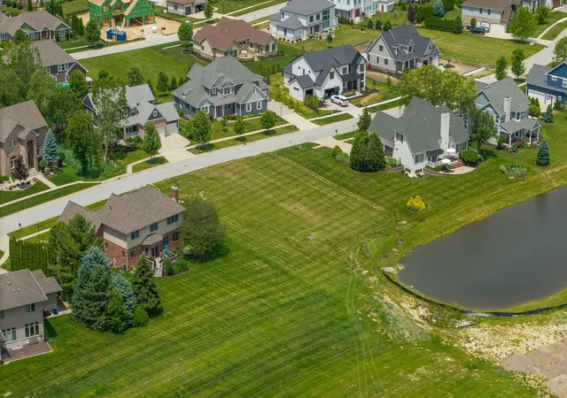 2nd image of 1941 Bramble Tr, Chesterton, IN 46304 | MLS# 841001