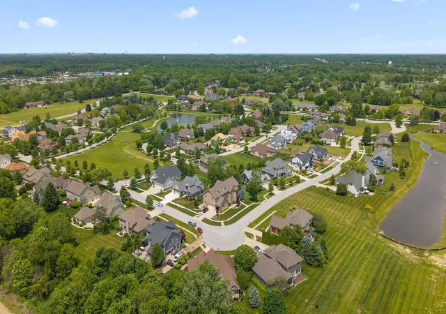 4th image of 1941 Bramble Tr, Chesterton, IN 46304 | MLS# 841001