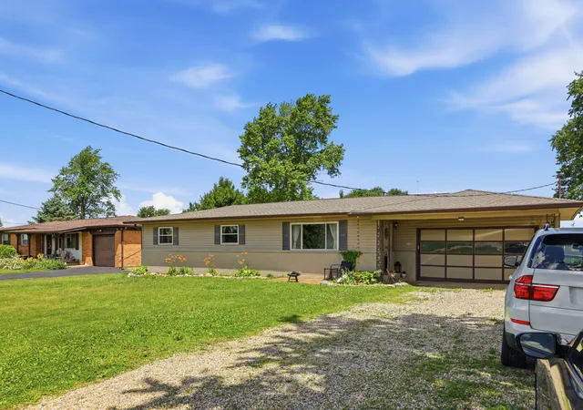 3rd image of 520 E Pike St, Kirklin, IN 46050 | MLS# 841063