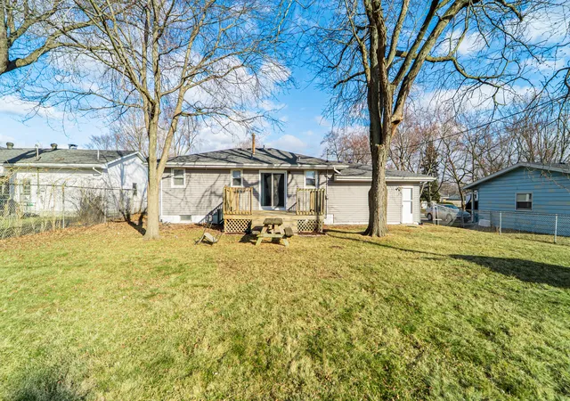 Photo 3 of Single family home for sale at 9380 Mckinley St, Crown Point, IN 46307 | MLS# 840723 | Listing updated on 2026-09-04