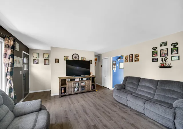 3rd image of 603 Aspen St, Hebron, IN 46341 | MLS# 840766