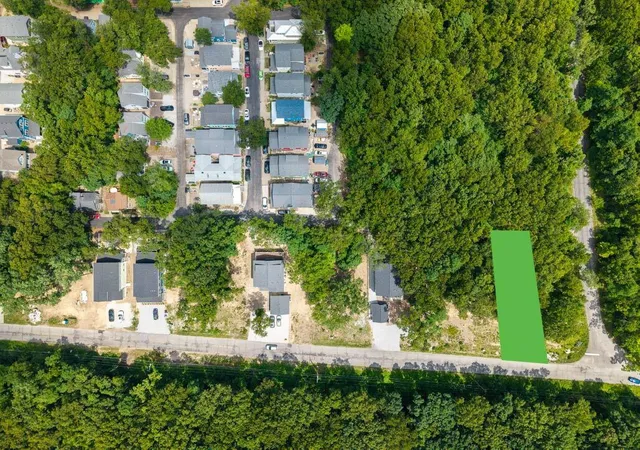 2nd image of 830 Washington Park Blvd, Michigan City, IN 46360 | MLS# 840743
