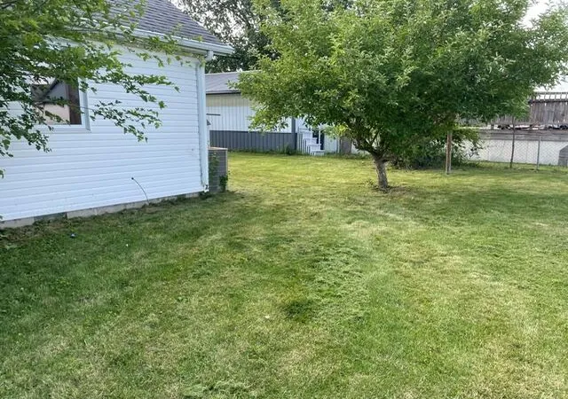 3rd image of 205 E Day St, Royal Center, IN 46978 | MLS# 840749