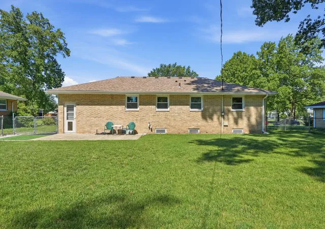 Homes for sale in Lake Station, IN | 2725 Wells St, Lake Station, IN 46405 | MLS# 840773