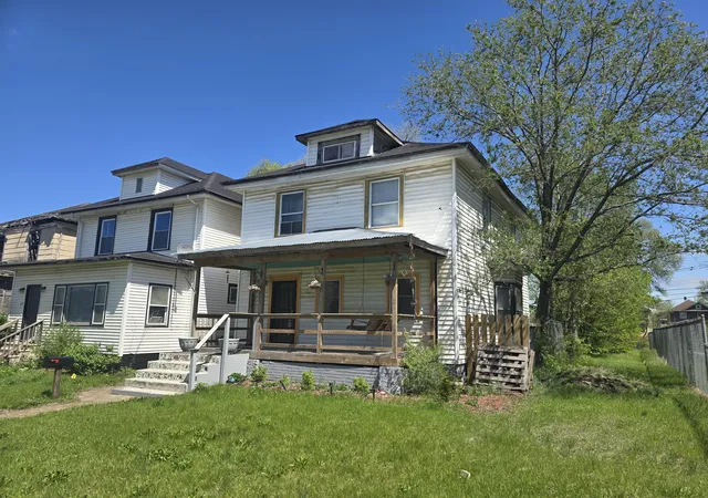 2nd image of 437 Jackson St, Gary, IN 46402 | MLS# 840787