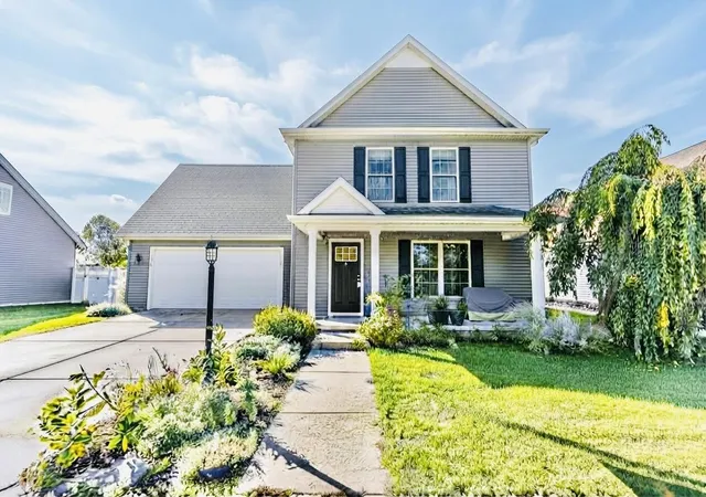 Photo 1 of Single family home for sale at 1370 Danvers Pkwy, Valparaiso, IN 46385 | MLS# 840772 | Listing updated on 2026-10-04