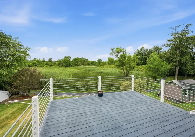 3rd image of 1587 Brackenbury Ln, Crown Point, IN 46307 | MLS# 842914