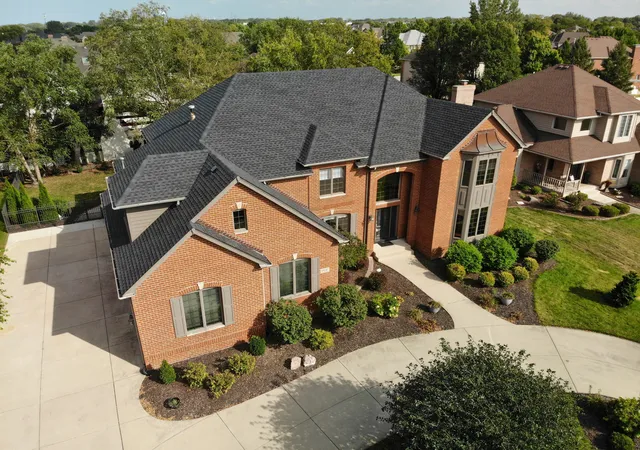 Photo 2 of Single family home for sale at 9937 Tanglewood Ct, Munster, IN 46321 | MLS# 840980 | Listing updated on 2026-09-20