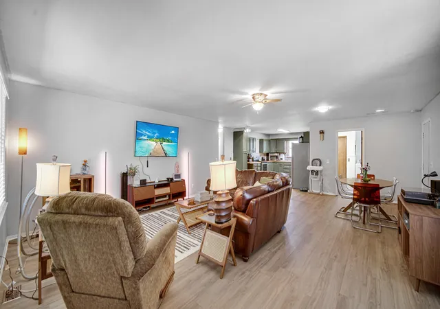 3rd image of 147 E 50 S, Valparaiso, IN 46383 | MLS# 841207