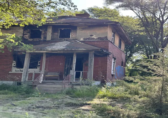 Photo 1 of Single family home for sale at 547 Madison St, Gary, IN 46402 | MLS# 840876 | Listing updated on 2026-06-18