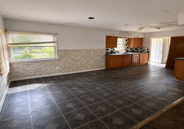Photo 3 of Single family home for sale at 1273 New Jersey St, Gary, IN 46403 | MLS# 840855 | Listing updated on 2026-06-18