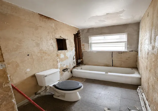 Photo 3 of Single family home for sale at 1273 New Jersey St, Gary, IN 46403 | MLS# 840855 | Listing updated on 2026-06-18