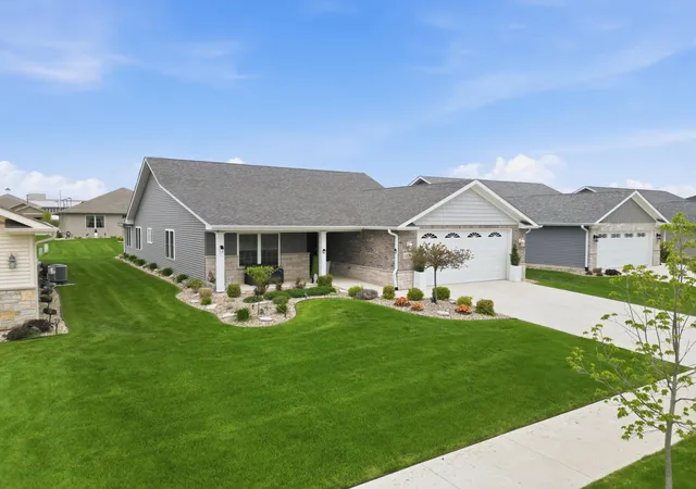 1st image of 10100 W 134th Ave, Cedar Lake, IN 46303 | MLS# 840974