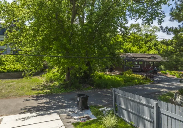 27th image of 7710 Oak Ave, Gary, IN 46403 | MLS# 842911