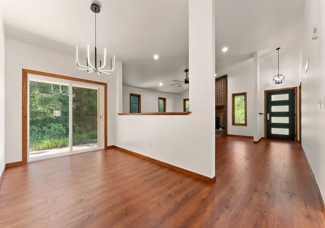 Photo 4 of Single family home for sale at 1811 N Country Ln, Michigan City, IN 46360 | MLS# 841024 | Listing updated on 2026-09-01