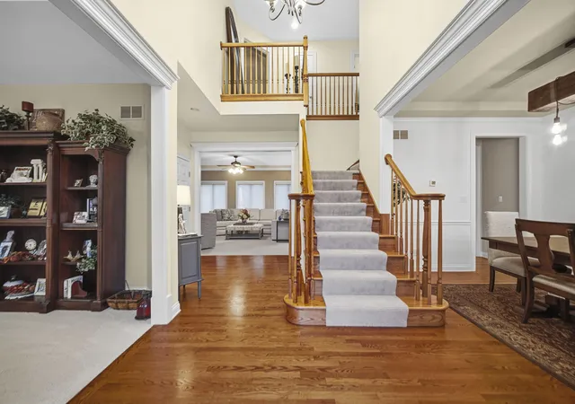 2nd image of 1129 Wellington Ter, Schererville, IN 46375 | MLS# 841007