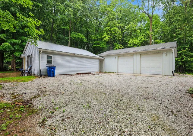 Photo 3 of Single family home for sale at 3598 W Schultz Rd, La Porte, IN 46350 | MLS# 840921 | Listing updated on 2026-08-28