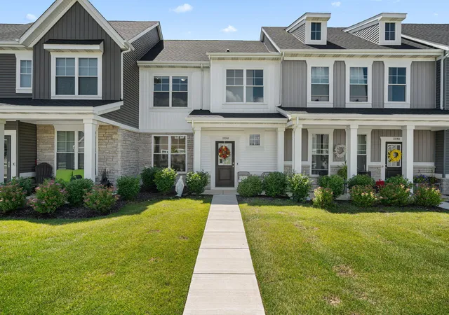 Homes for sale in Crown Point, IN | 11844 Kentucky St, Crown Point, IN 46307 | MLS# 840978