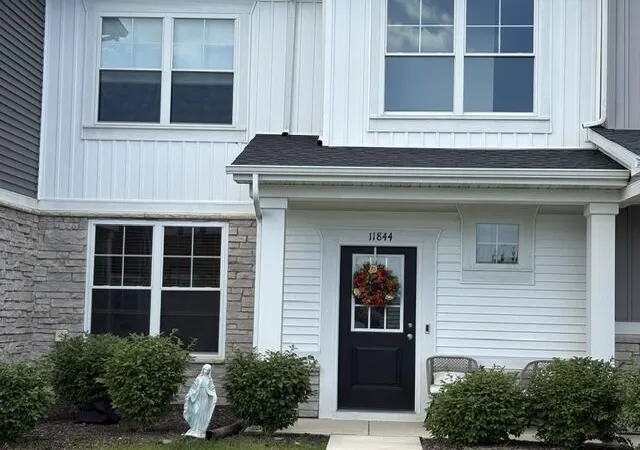 Homes for sale in Crown Point, IN | 11844 Kentucky St, Crown Point, IN 46307 | MLS# 840978
