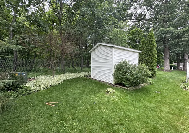 Homes for sale in Merrillville, IN | 4411 W 92Nd Pl, Merrillville, IN 46410 | MLS# 840959