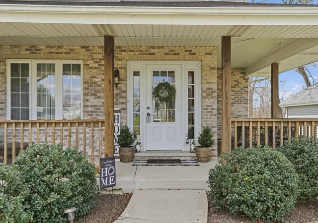 3rd image of 2219 Forest View Ln, Lowell, IN 46356 | MLS# 840948