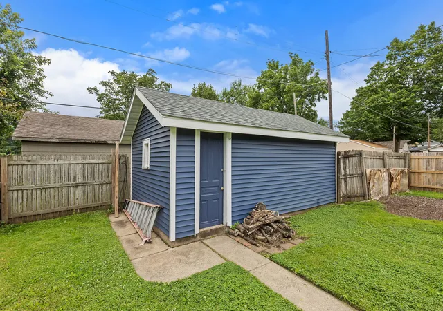 Homes for sale in La Porte, IN | 1002 Rumely St, La Porte, IN 46350 | MLS# 841392