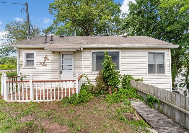 Homes for sale in Monticello, IN | 5505 N West Shafer Dr, Monticello, IN 47960 | MLS# 841021