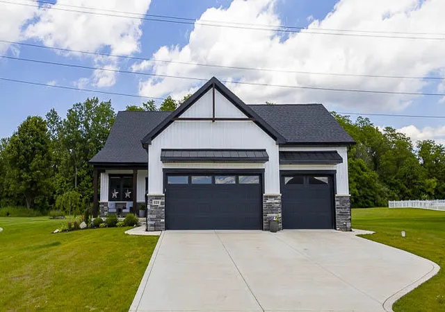 Photo 1 of Sale Pending at 539 Scenic View Ave, Valparaiso, IN 46385 | MLS# 841051 | Listing updated on 2026-08-25