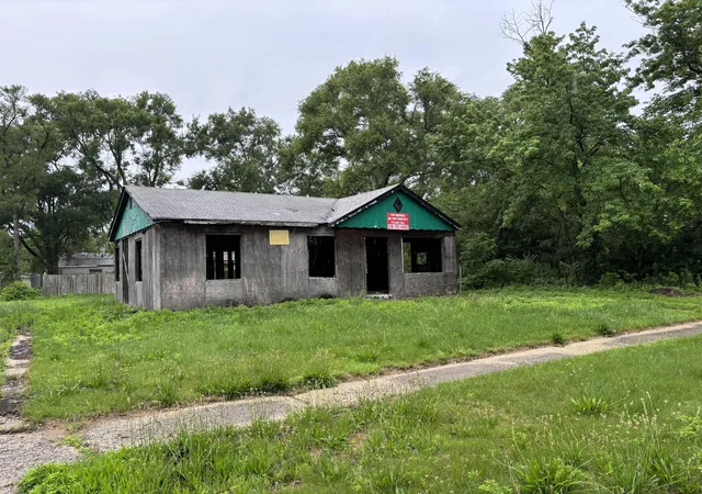 Photo 3 of Single family home for sale at 1164 Decatur St, Gary, IN 46403 | MLS# 841047 | Listing updated on 2026-07-11