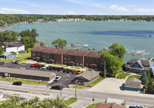 Photo 4 of Condo for sale at 8125 Lake Shore Dr #3, Cedar Lake, IN 46303 | MLS# 841885 | Listing updated on 2026-09-24