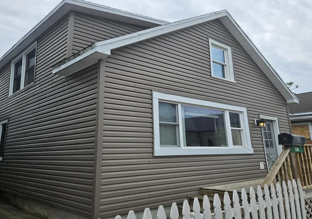 3rd image of 316 W 11Th St, Michigan City, IN 46360 | MLS# 841151