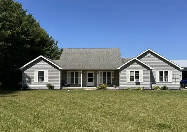 Homes for sale in Wheatfield, IN | 9188 County Road 200 W, Wheatfield, IN 46392 | MLS# 841646