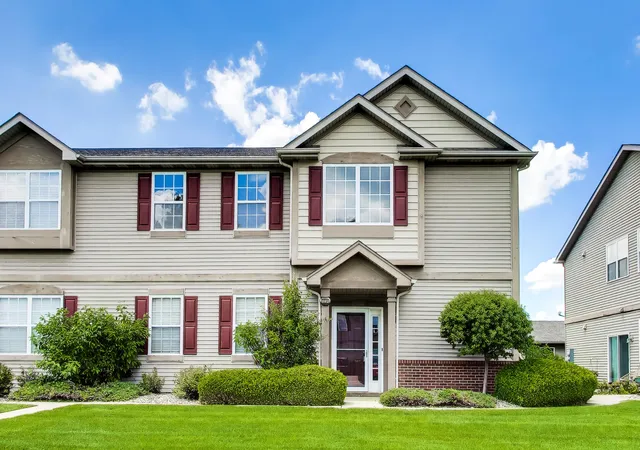 Homes for sale in Schererville, IN | 1234 Primrose Ln #2r, Schererville, IN 46375 | MLS# 841410
