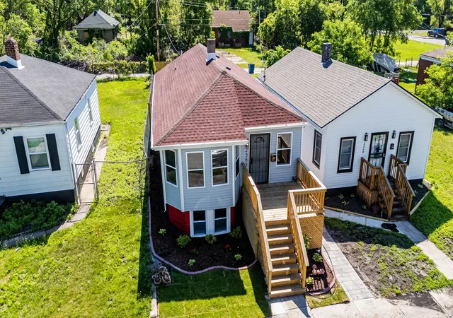2nd image of 2565 Jackson St, Gary, IN 46407 | MLS# 841208