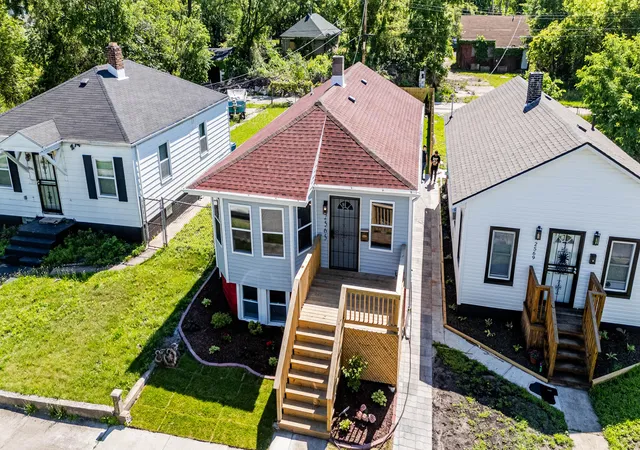 3rd image of 2565 Jackson St, Gary, IN 46407 | MLS# 841208
