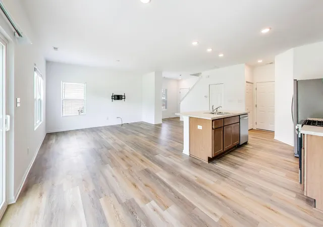Photo 3 of Townhouse for sale at 7112 Grant St, Merrillville, IN 46410 | MLS# 841238 | Listing updated on 2026-09-28