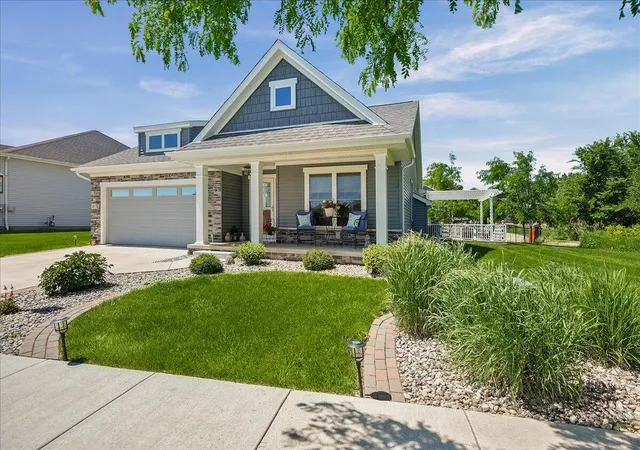 3rd image of 40 N Prairie Pkwy, Valparaiso, IN 46385 | MLS# 841213