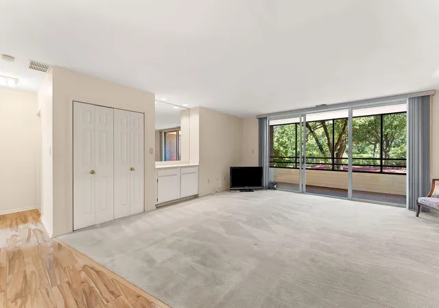 Photo 3 of Condo for sale at 910 Ridge Rd #203, Munster, IN 46321 | MLS# 841196 | Listing updated on 2026-09-06