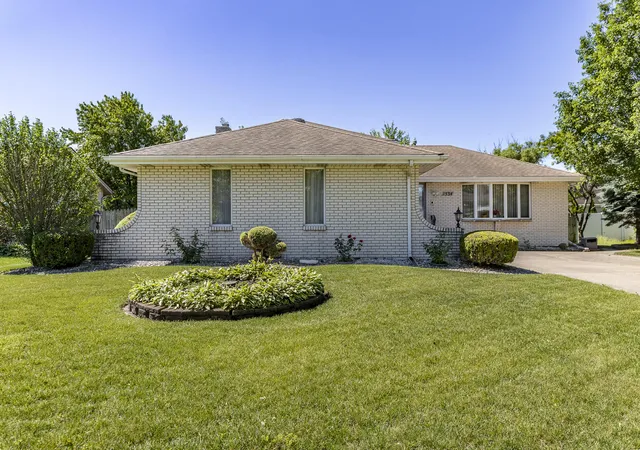 40th image of 1534 Poplar Ln, Munster, IN 46321 | MLS# 841191
