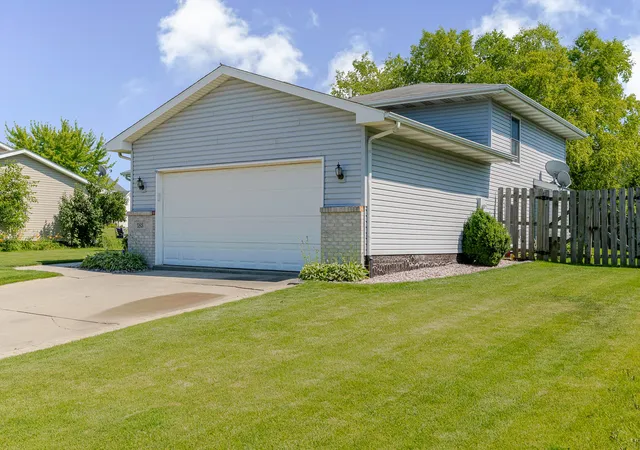 3rd image of 183 W 128Th Ave, Crown Point, IN 46307 | MLS# 841229