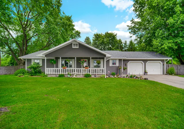 Homes for sale in Wheatfield, IN | 11348 N 400 W, Wheatfield, IN 46392 | MLS# 841234