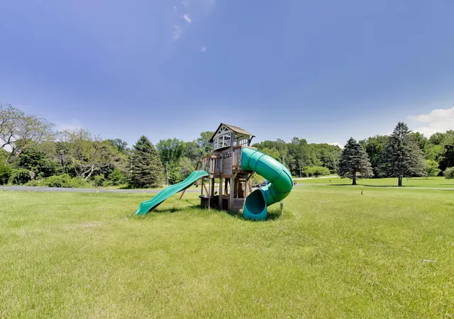3rd image of 1434 Us-421, Michigan City, IN 46360 | MLS# 841372