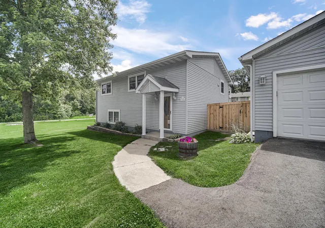 Homes for sale in Cedar Lake, IN | 12804 Oak St, Cedar Lake, IN 46303 | MLS# 841520