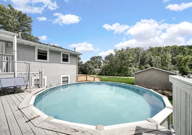 Homes for sale in Cedar Lake, IN | 12804 Oak St, Cedar Lake, IN 46303 | MLS# 841520