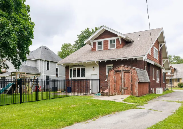 4th image of 119 N Newton St, Goodland, IN 47948 | MLS# 841244