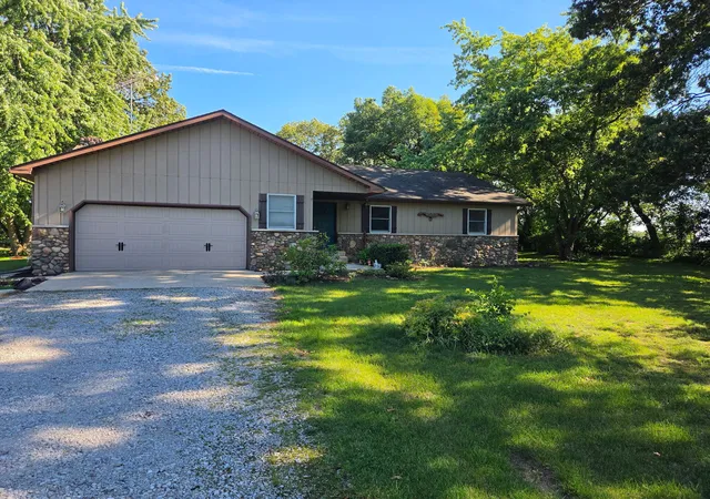 Homes for sale in Wheatfield, IN | 1809 W 900 N, Wheatfield, IN 46392 | MLS# 841242