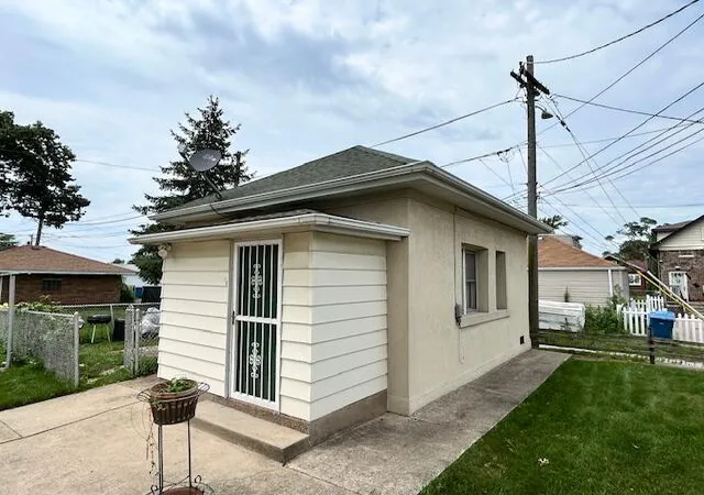 4th image of 4 Ruth St, Calumet City, IL 60409 | MLS# 842030